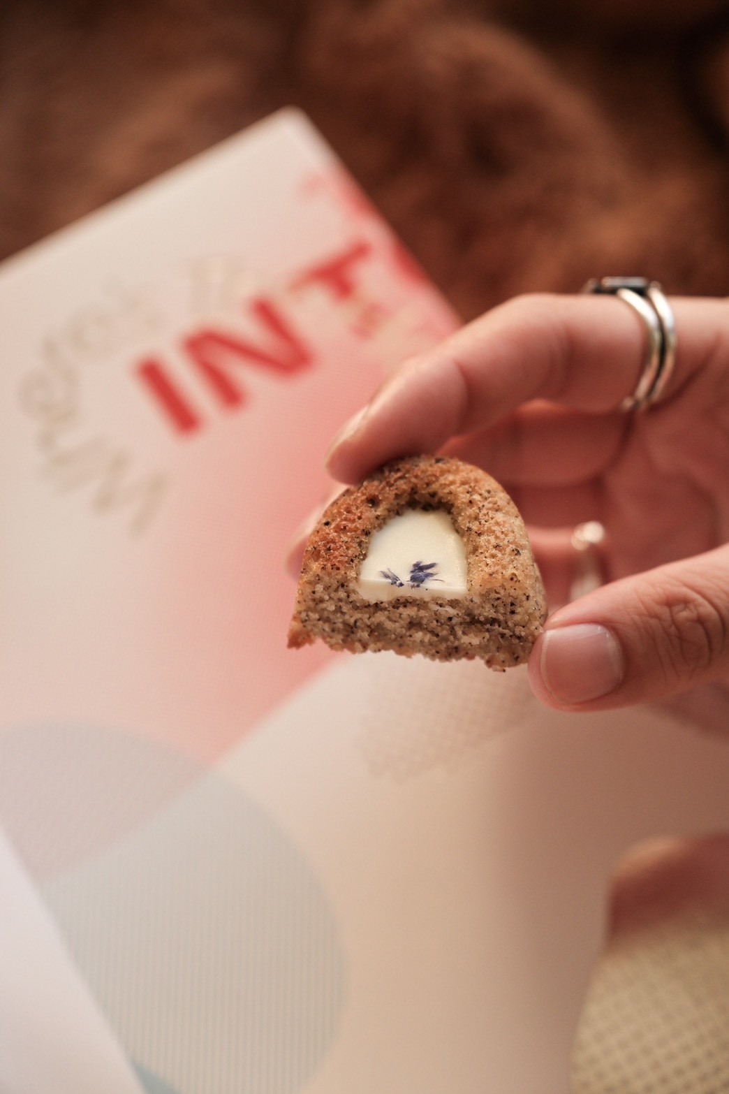 法絨2026新年禮盒 幸運密馬|法絨法式手工甜點Velvet Patisserie 高雄法式甜點推薦 - 第10張圖 法絨2026新年禮盒 幸運密馬|法絨法式手工甜點Velvet Patisserie 高雄法式甜點推薦