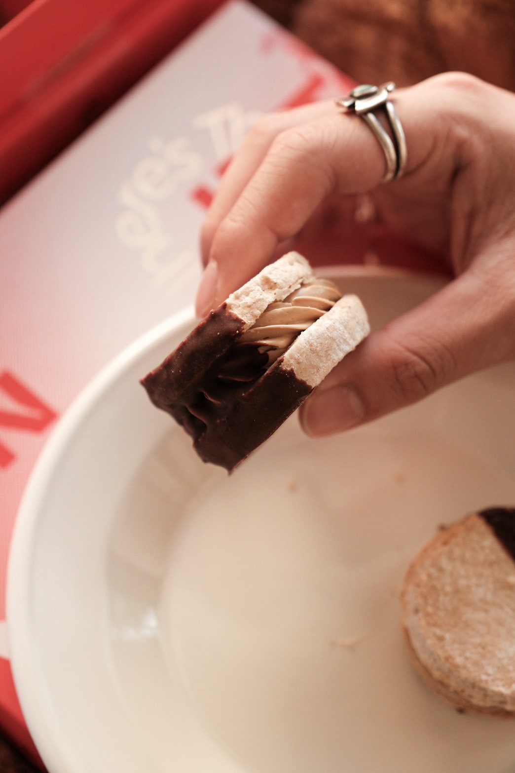 法絨2026新年禮盒 幸運密馬|法絨法式手工甜點Velvet Patisserie 高雄法式甜點推薦 - 第7張圖 法絨2026新年禮盒 幸運密馬|法絨法式手工甜點Velvet Patisserie 高雄法式甜點推薦