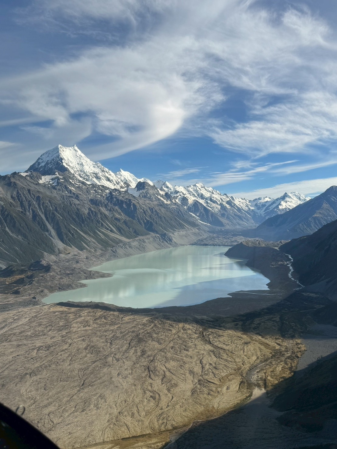 紐西蘭旅遊 庫克山Mt. Cook 直升機體驗 塔斯曼冰川、冰川湖、山頂拍照體驗