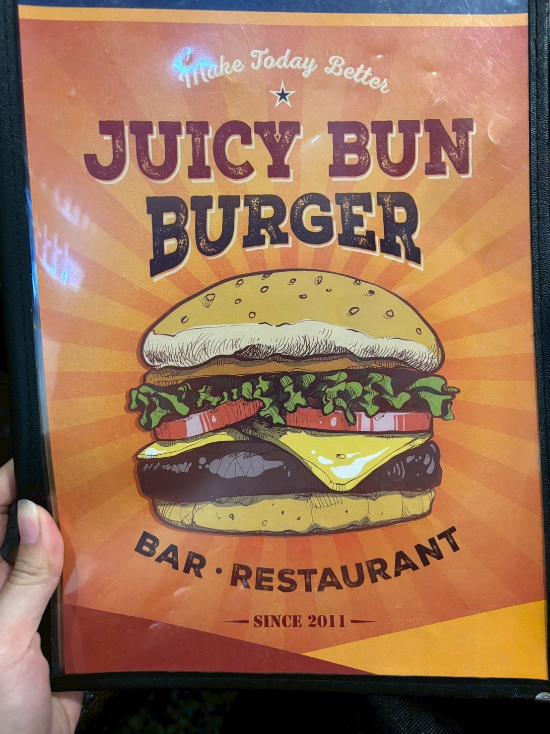 Juicy bun Burger 就是棒美式餐廳 政大餐廳推薦 政大學生沒人不知道的漢堡店！